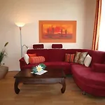 Haus Decker, App 2