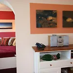 Haus Decker, App 2